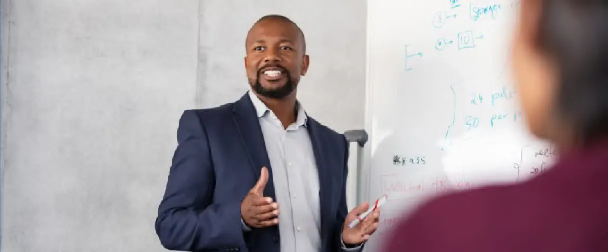 CURSO DE COACHING E DESENVOLVIMENTO DE EQUIPAS